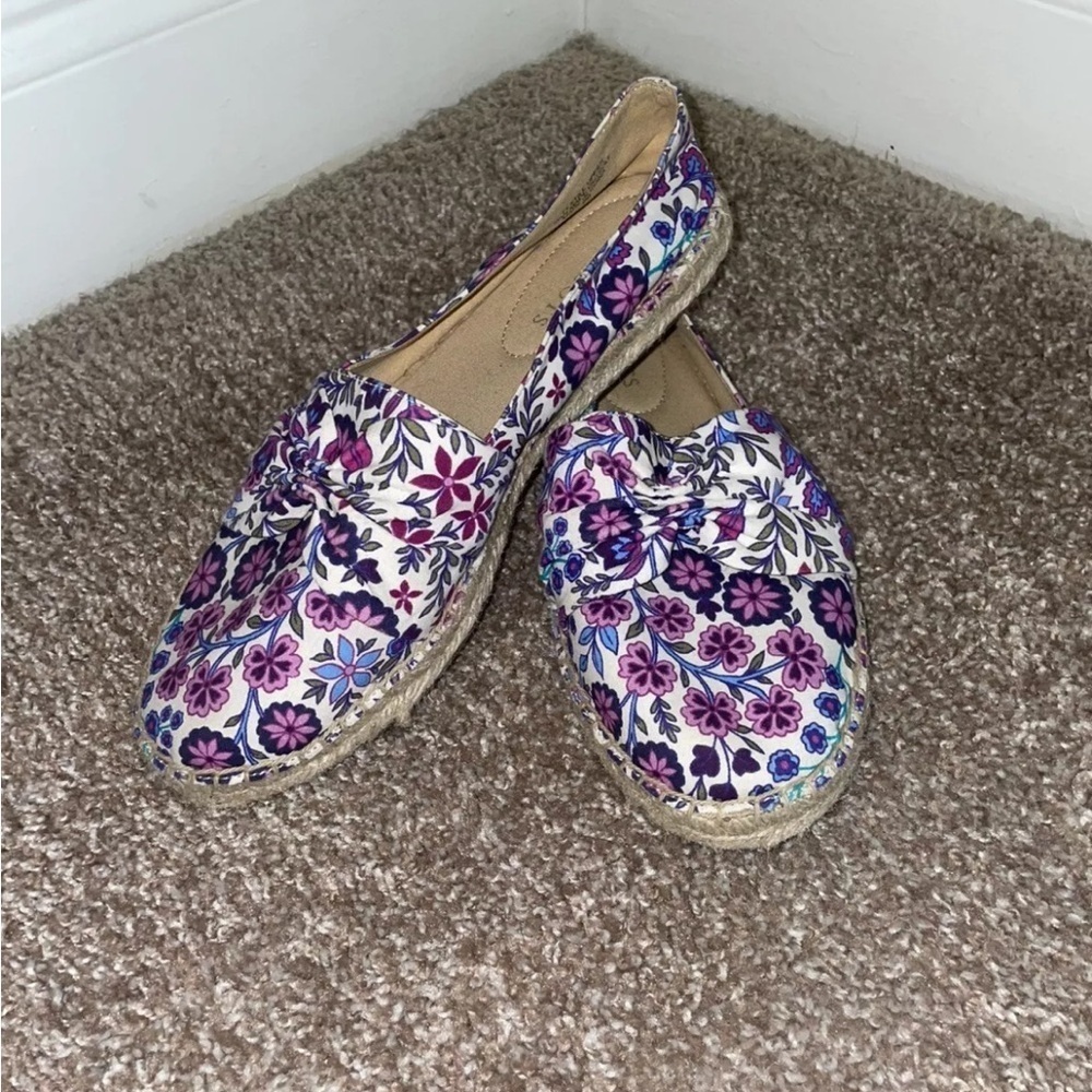 Talbots Izzy Cinched Floral Espadrille Flats Size 9